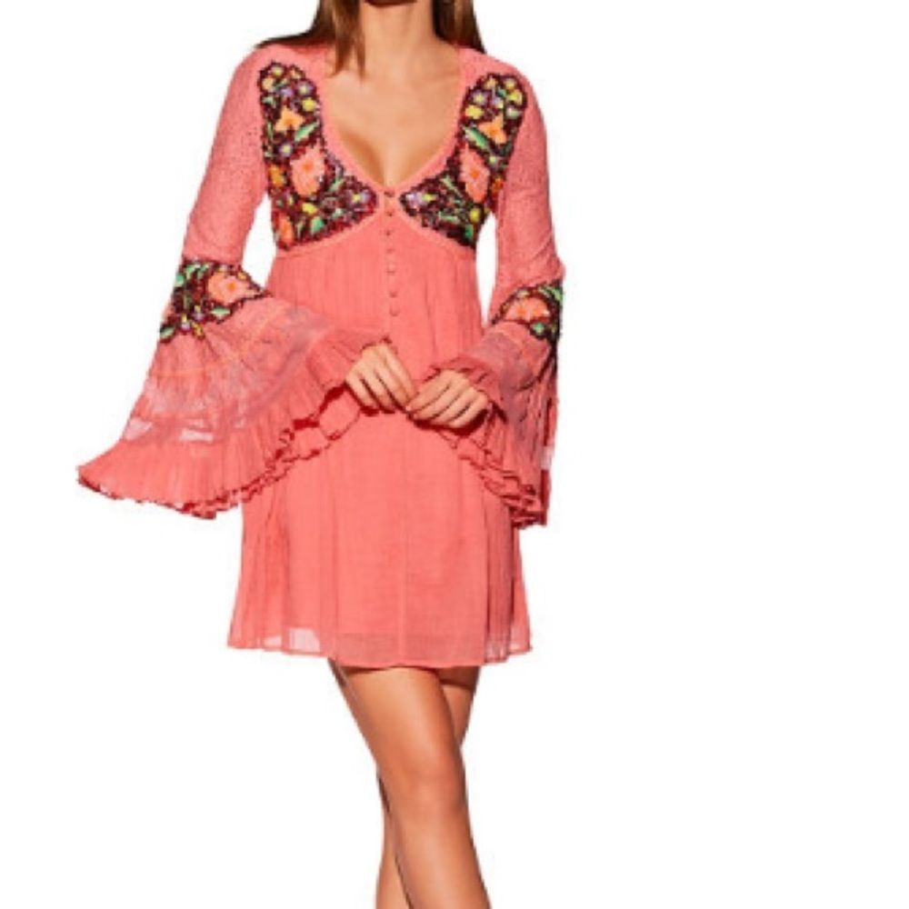 Boston Proper Coral Embellished V-Neck Bell Sleeve Charmeuse Dress